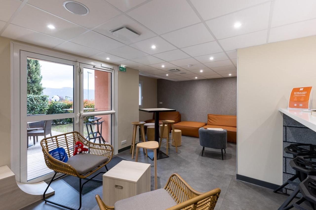 Ibis Budget Millau Viaduc מראה חיצוני תמונה