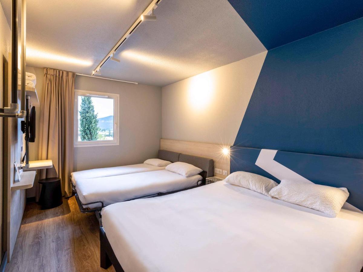 Ibis Budget Millau Viaduc מראה חיצוני תמונה